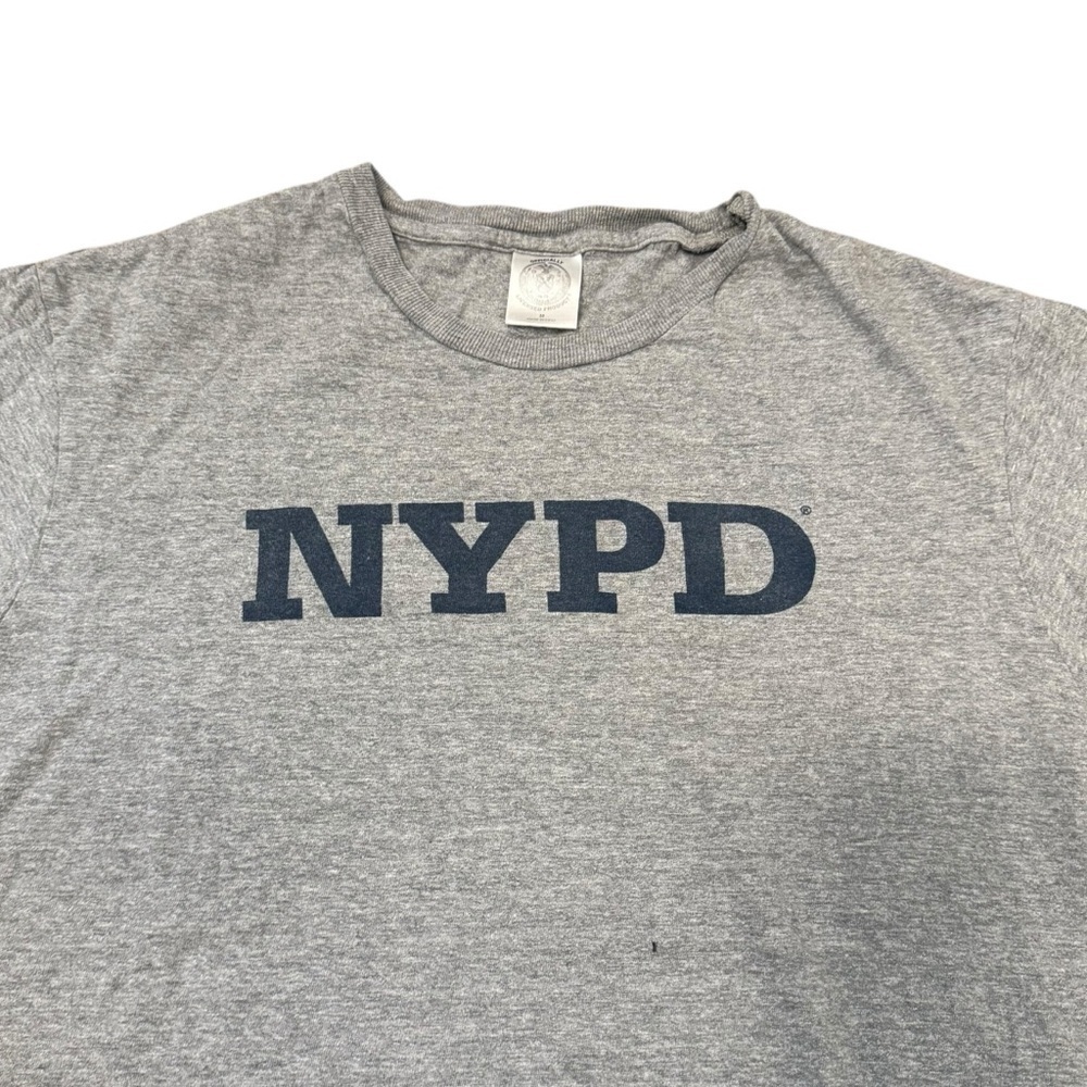 4/$25 NYPD Logo Graphic T-Shirt Officially Licensed Women’s Medium Gray Blue - Picture 2 of 8